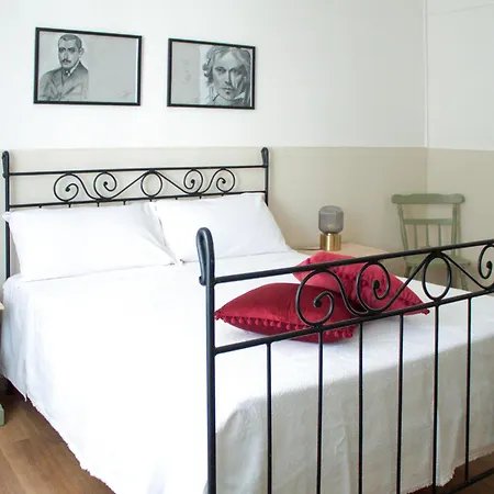 Iron-bridge House, Elegant Bay Front Appartement *