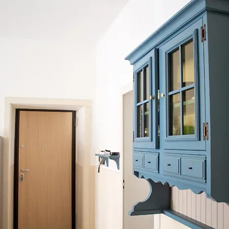 Apartment Iron-bridge House, Elegant Bay Front *