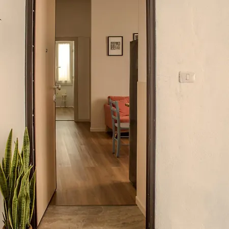 Iron-bridge House, Elegant Bay Front Apartment