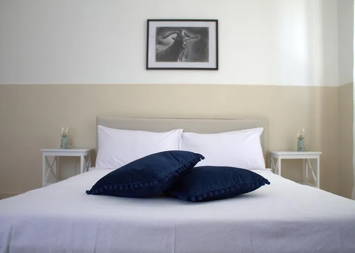 Apartment Iron-bridge House, Elegant Bay Front *